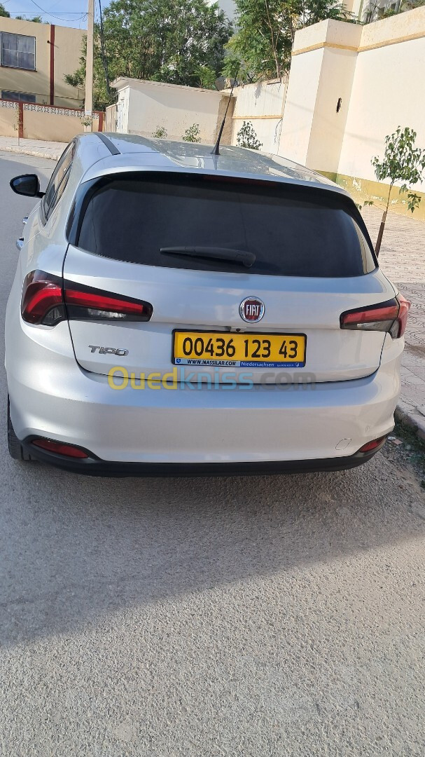 Fiat Tipo hatchpak 2023 