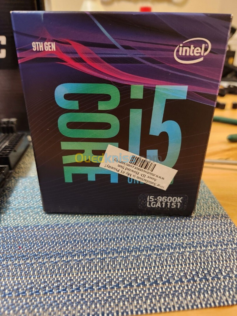 Intel第9世代CPU Corei5 9600K 3.70Ghz - PC/タブレット