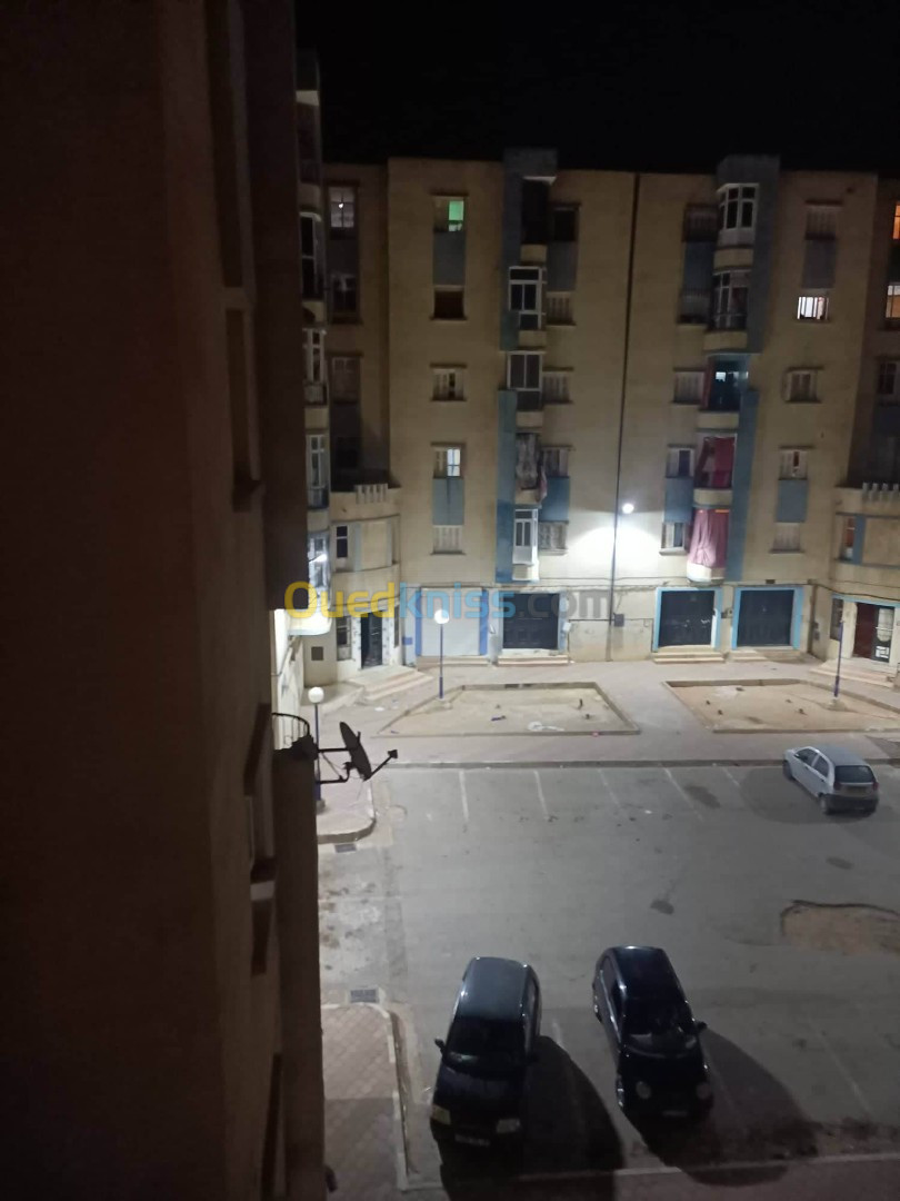 Location vacances Appartement F2 Mostaganem Mezghrane