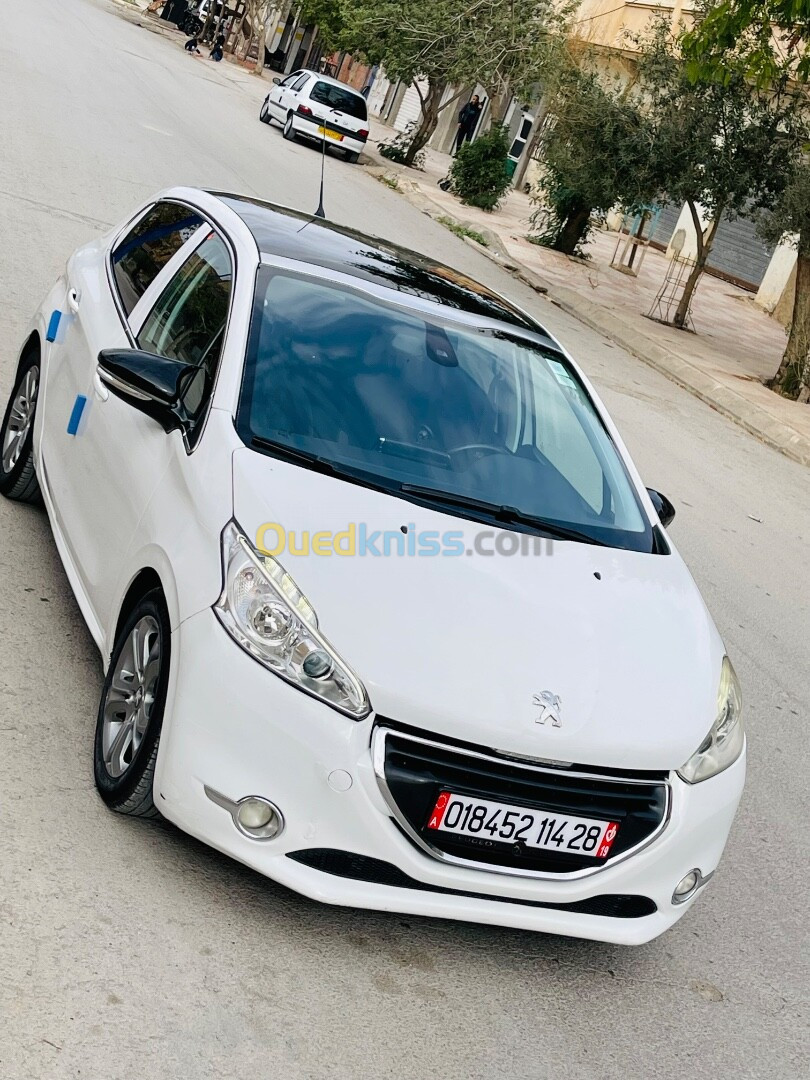 Peugeot 208 2014 Allure