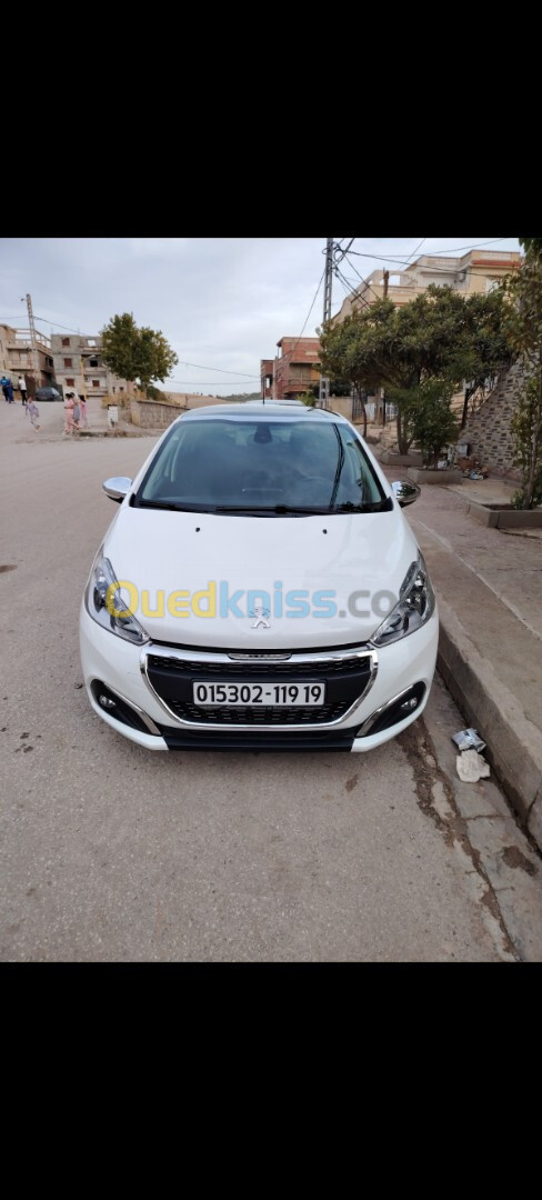 Peugeot 208 2019 Allure Facelift