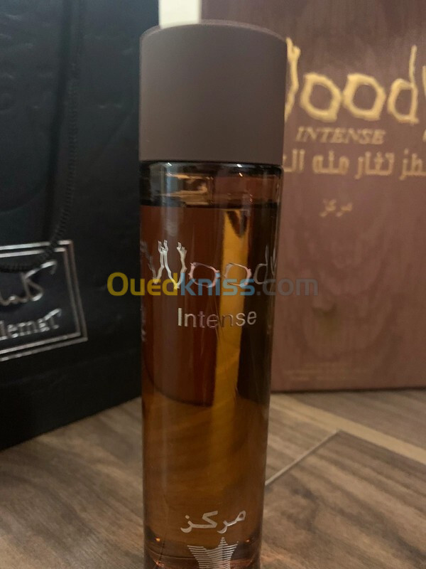 Woody intense arabian oud 