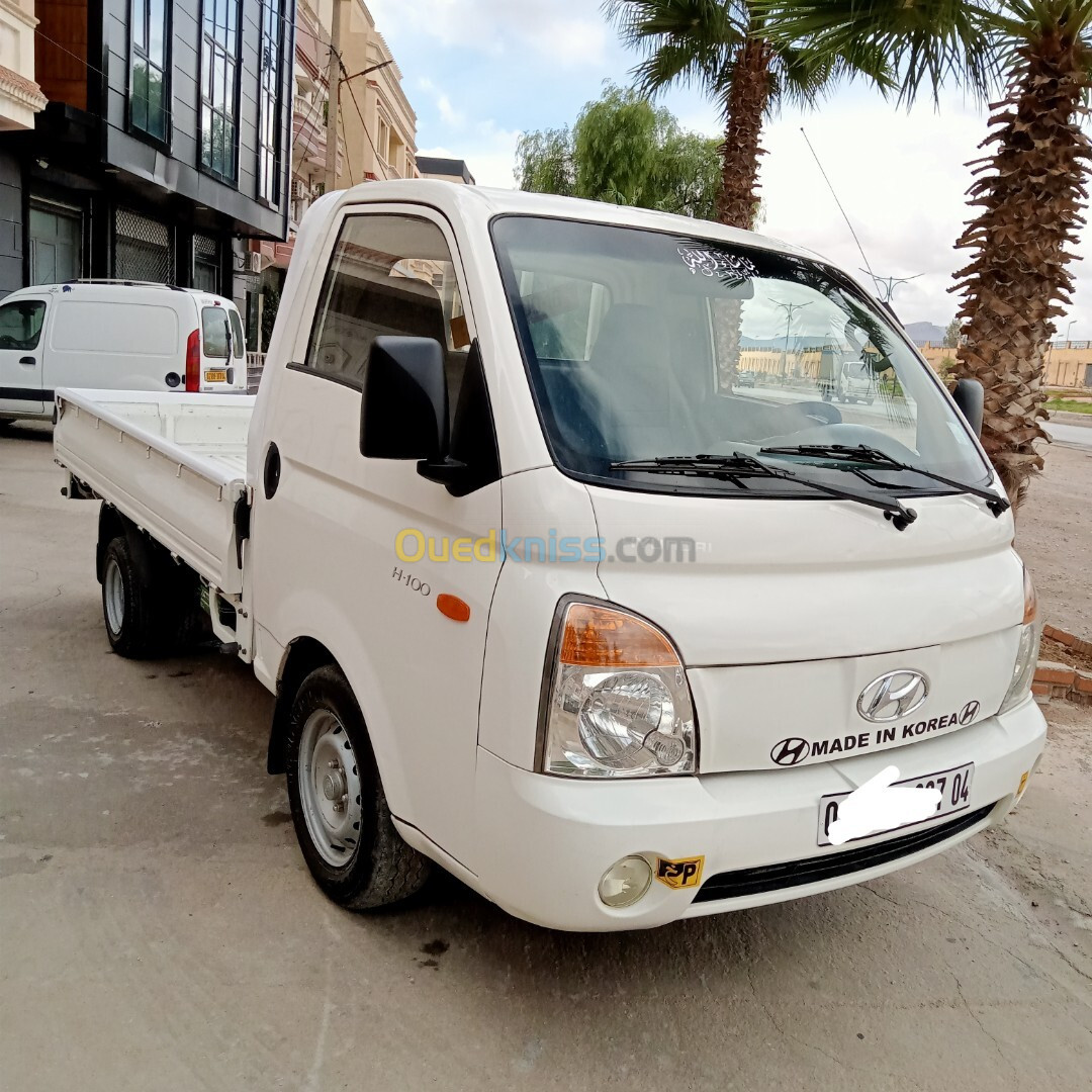 Hyundai H100 