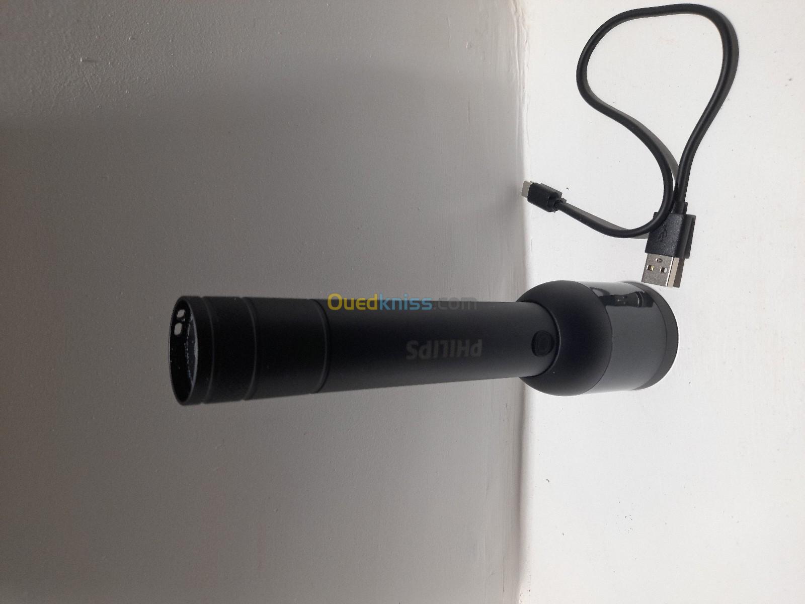 Lampe torche philips 300 lumens ip55