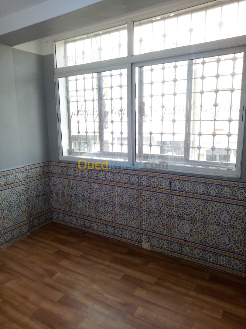 Location Appartement F3 Alger Ain naadja