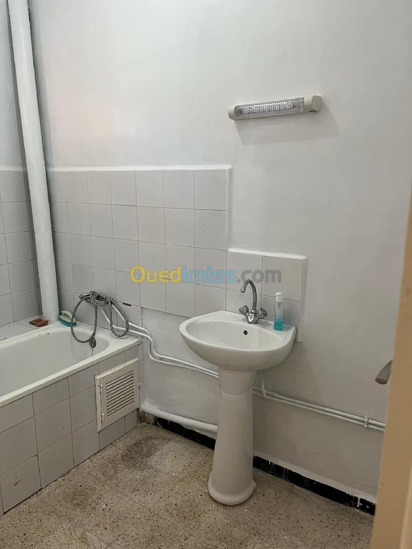 Location Appartement F3 Tipaza Khemisti