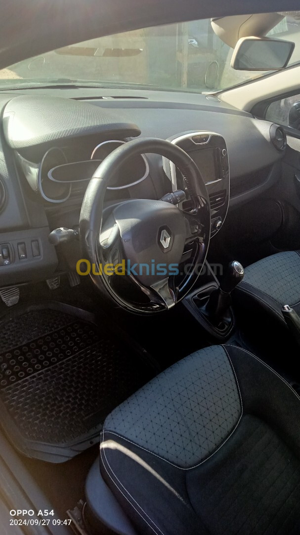 Renault Clio 4 2014 Seventeen