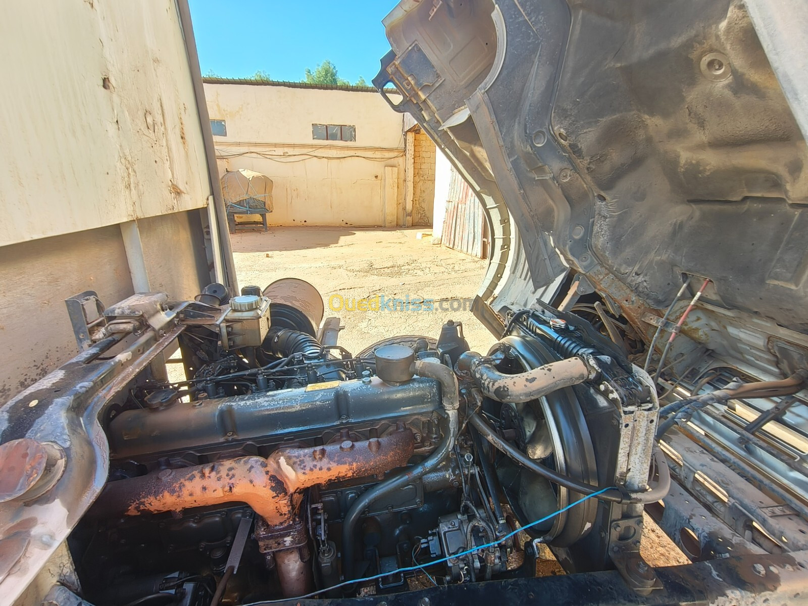 Moteur camion hyundai hd 120