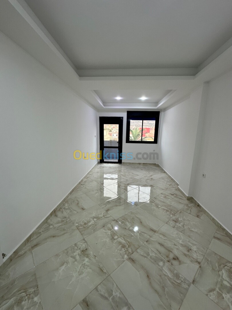 Vente Appartement F4 Oran Ain el turck