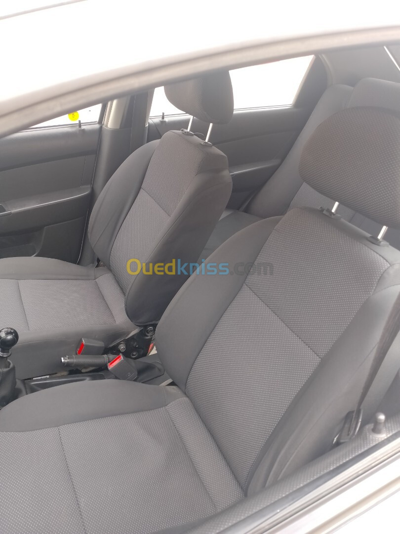 Chevrolet Aveo 4 portes 2012 Aveo 4 portes