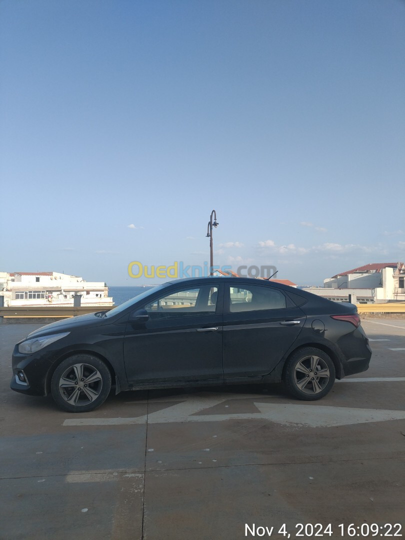 Hyundai Accent RB  4 portes 2018 Accent RB  4 portes