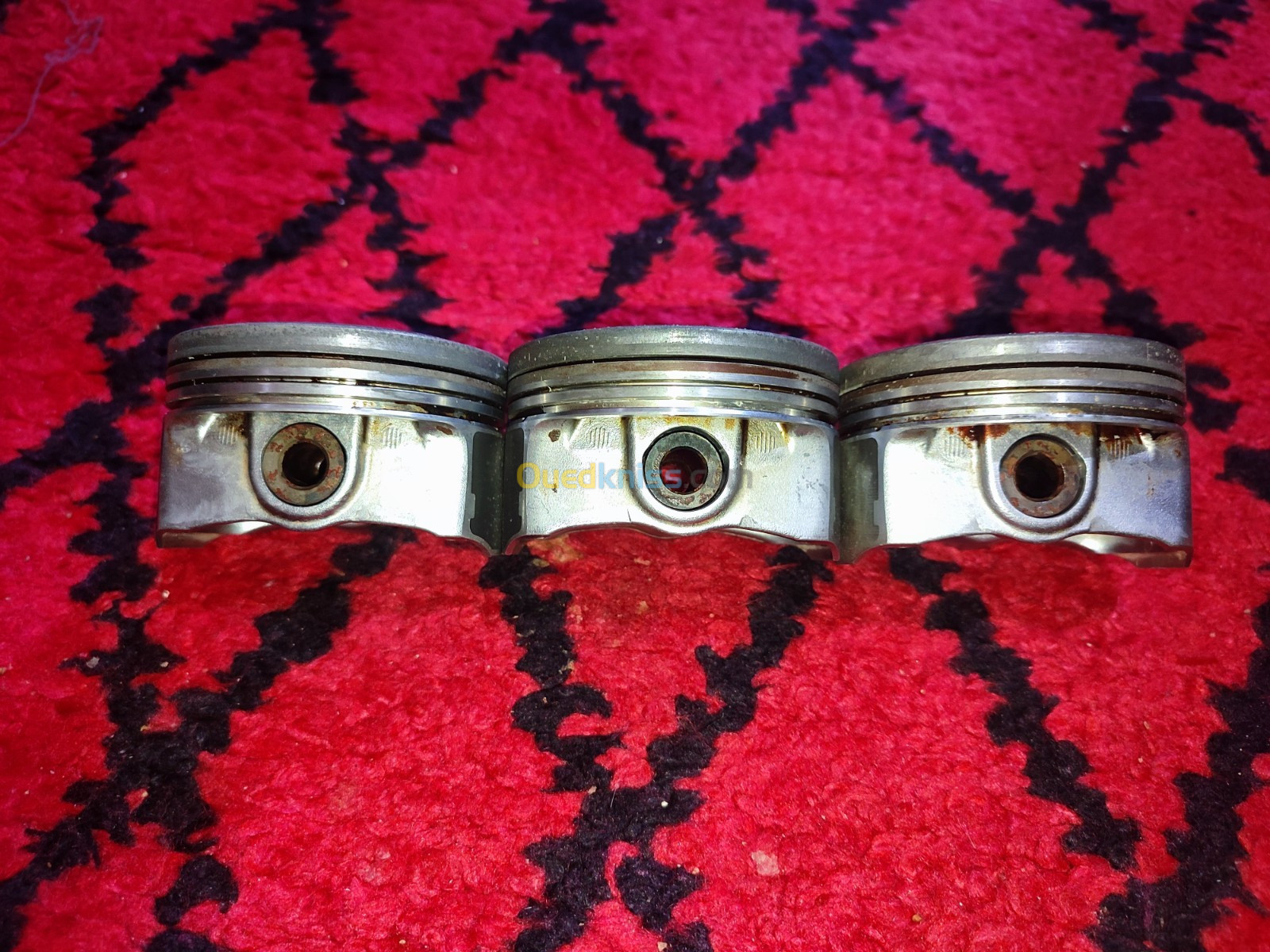  3 Pistons 301 1.2 vti d'origine بيستون 301