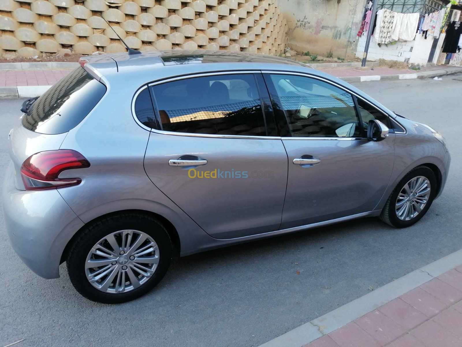 Peugeot 208 2020 Allure