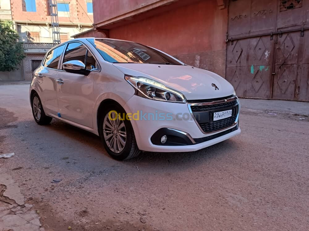 Peugeot 208 2019 Allure Facelift