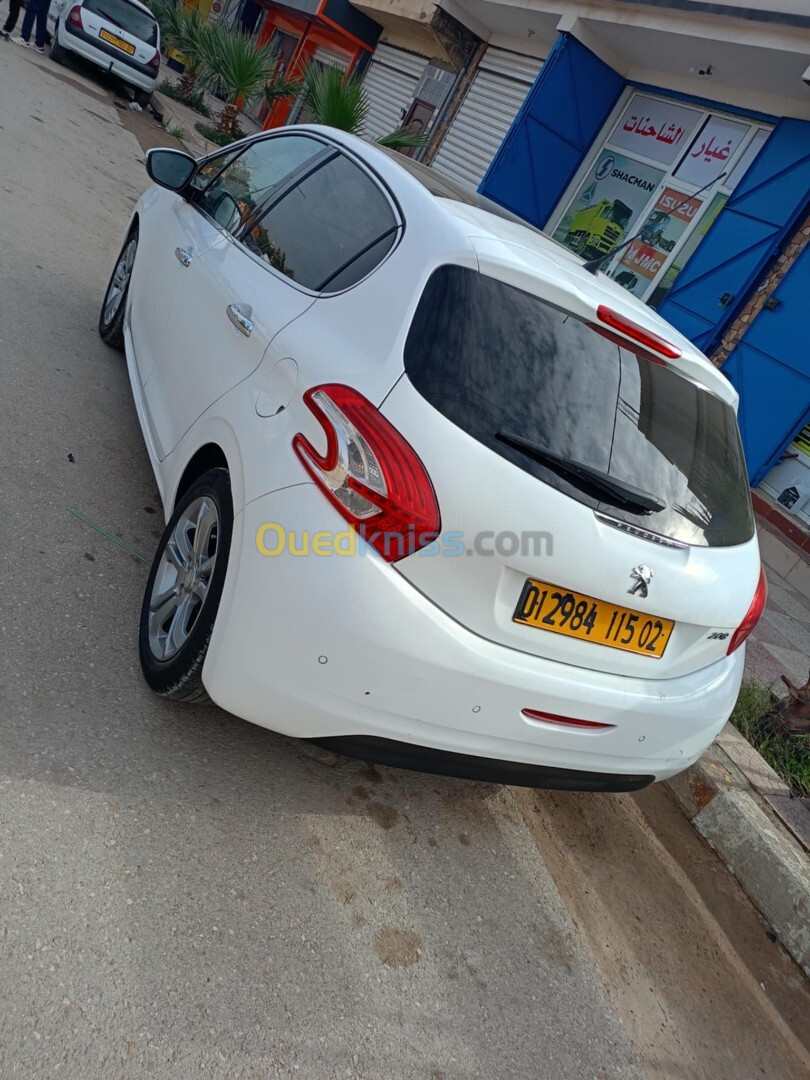 Peugeot 208 2016 Allure Facelift