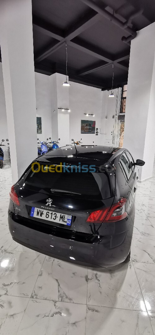 Peugeot 308 2021 1.2