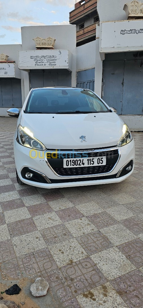 Peugeot 208 2015 Access Facelift