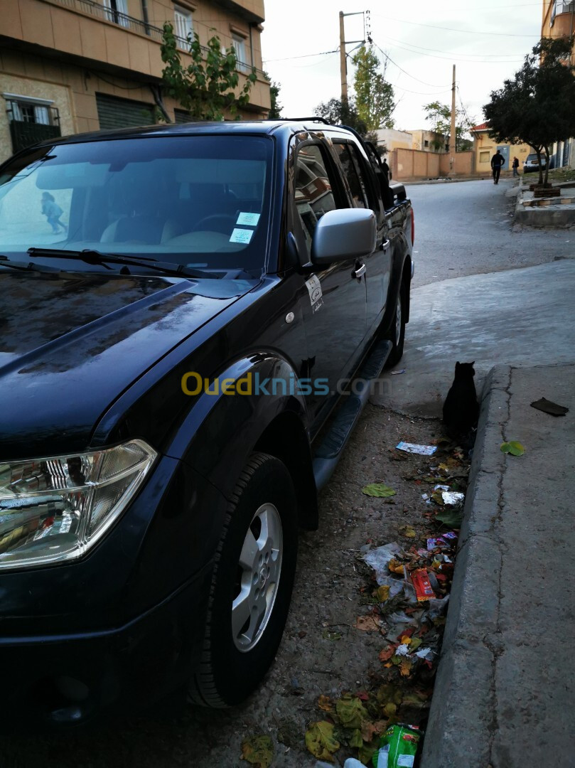 Nissan Navara 2011 Elegance 4x2