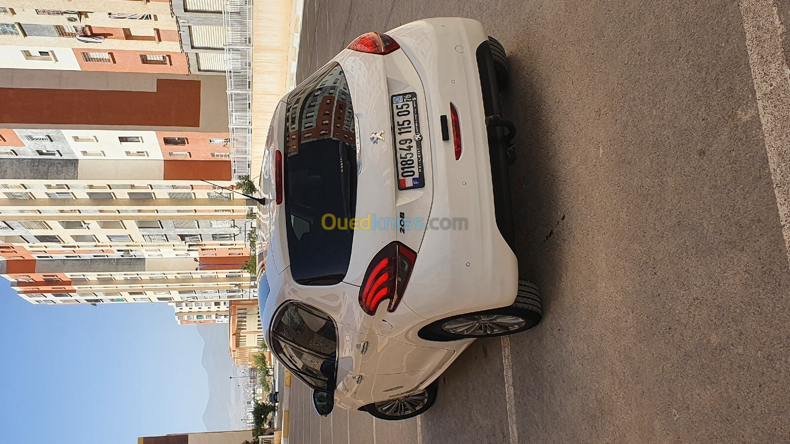 Peugeot 208 2015 Allure Facelift