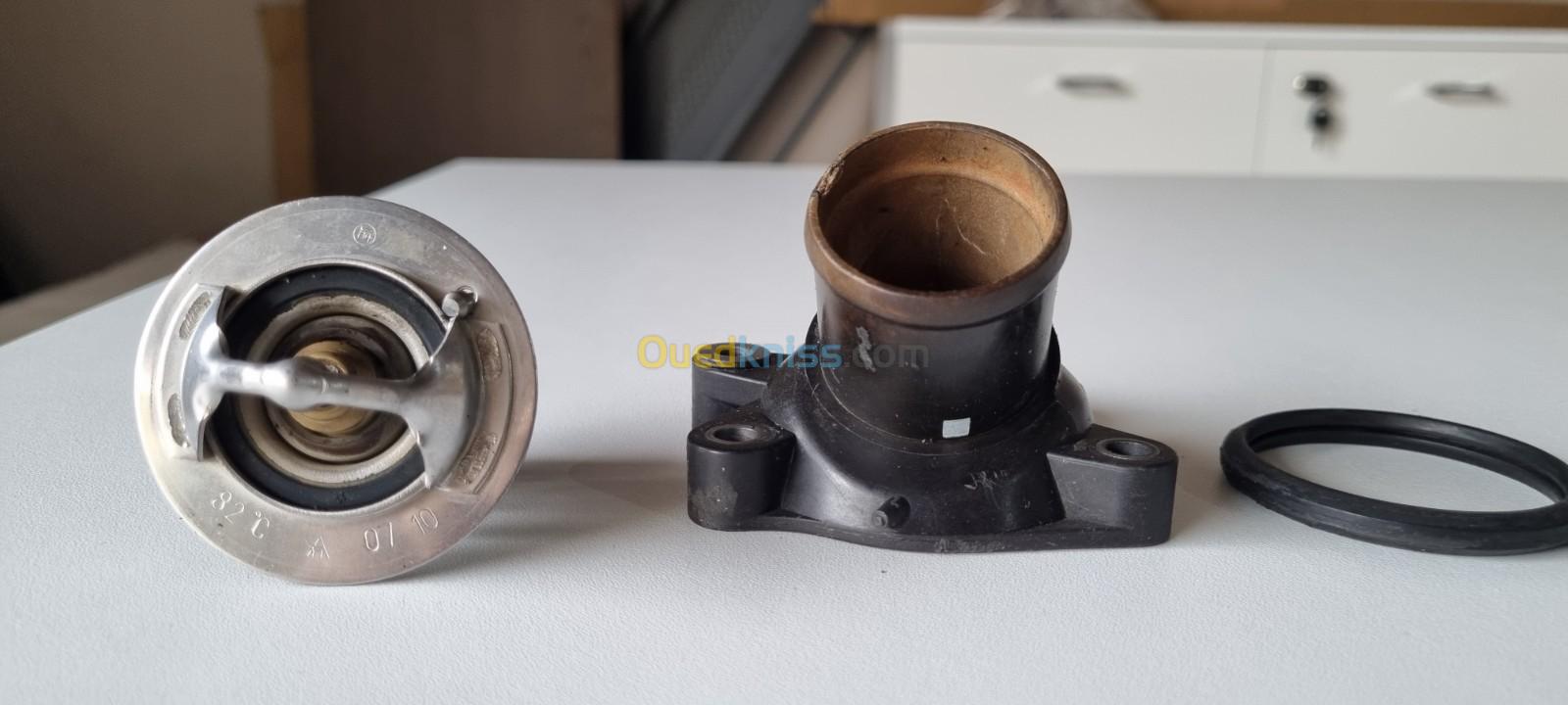 Thermostat Toyota + pipe + joint torique