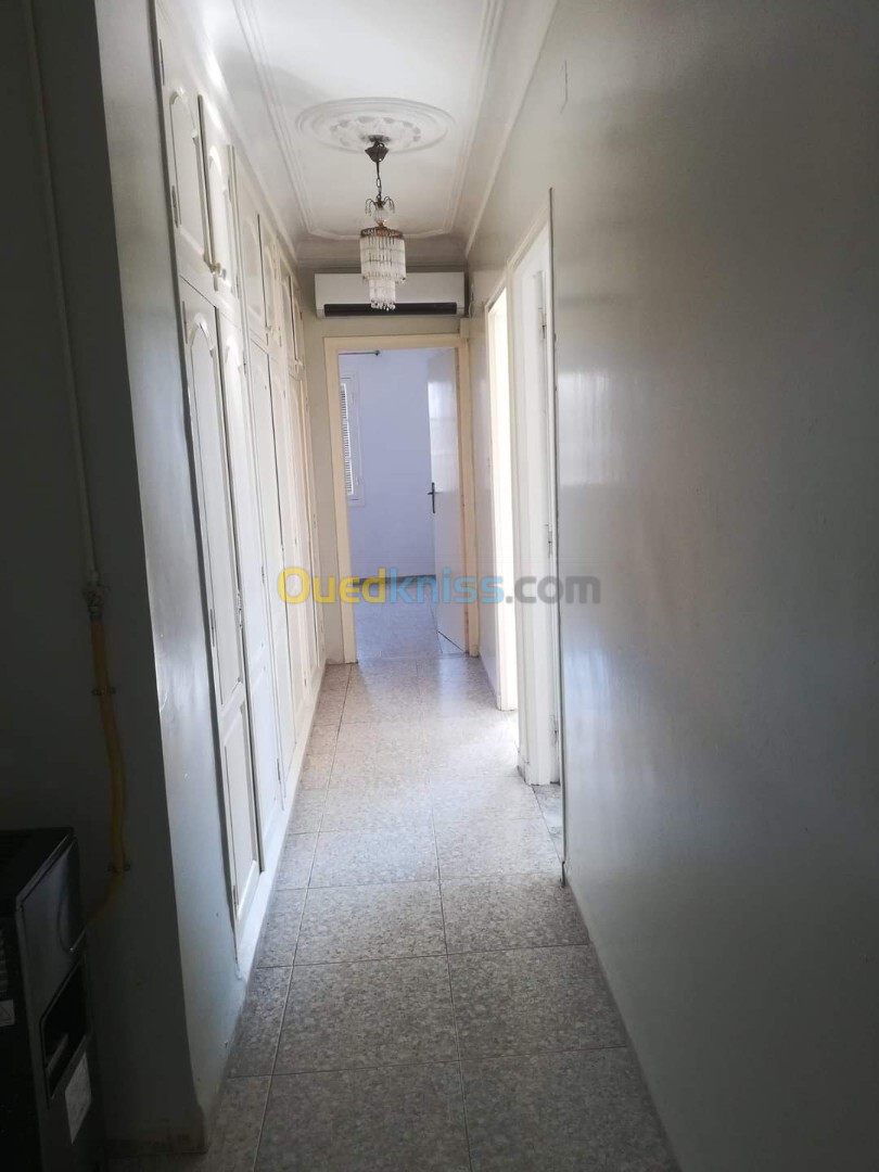 Location Appartement F4 Alger Bir mourad rais