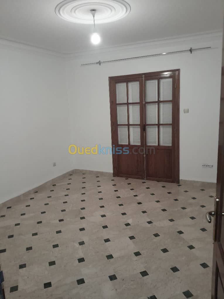 Location Appartement F4 Alger Bir mourad rais