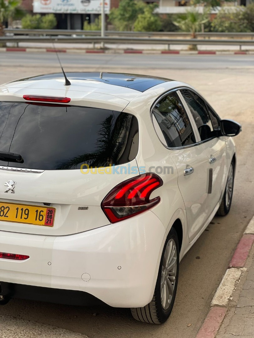 Peugeot 208 2019 Allure Facelift