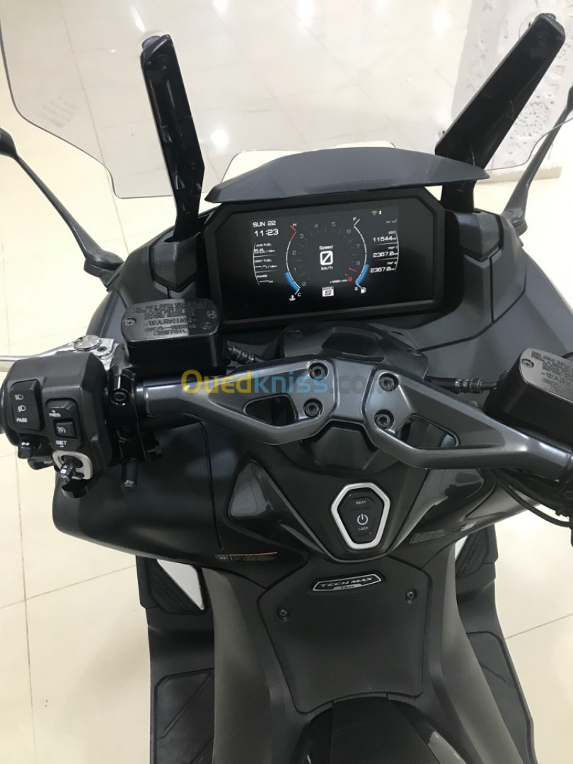 Yamaha Techmax tmax 2022