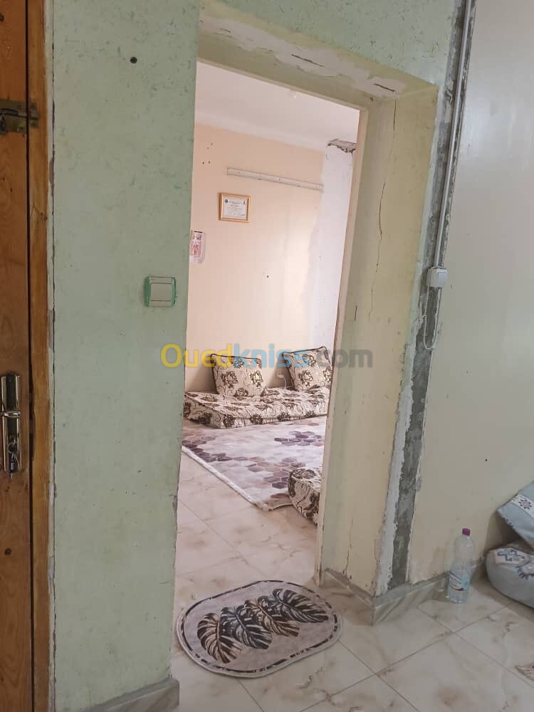 Vente Appartement F4 Ouargla Hassi messaoud