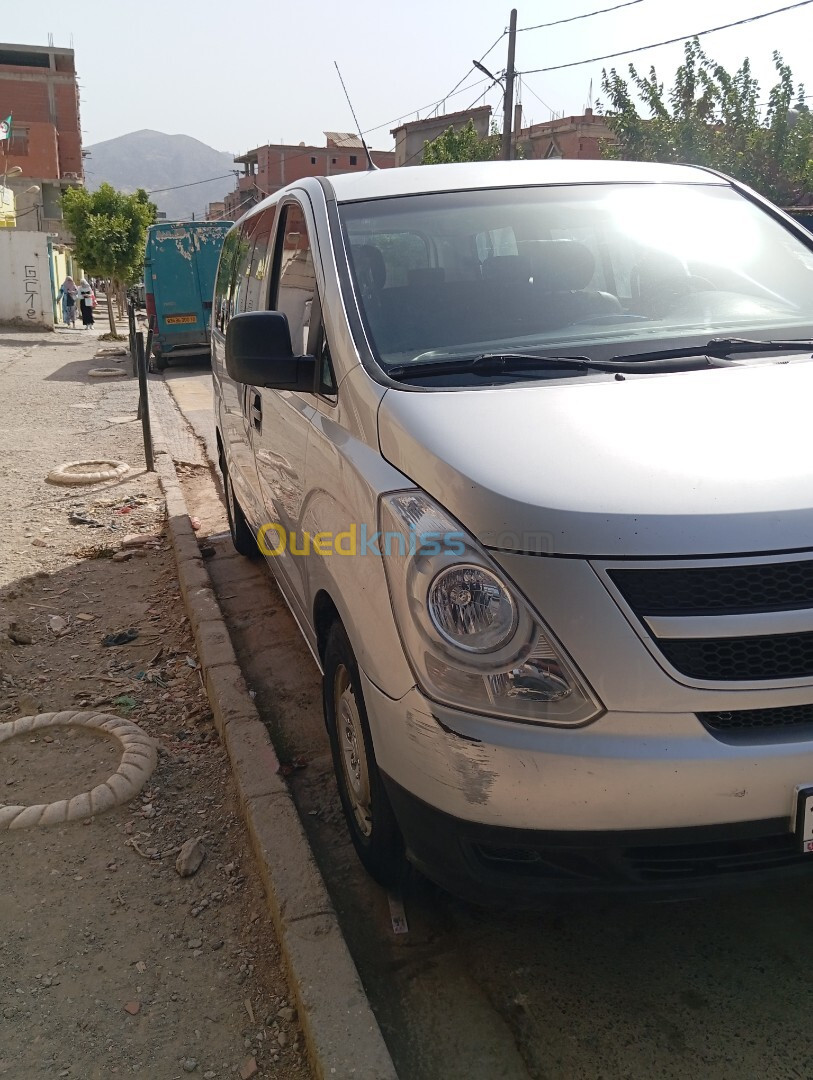 Hyundai H1 2009 Vitré 9 places