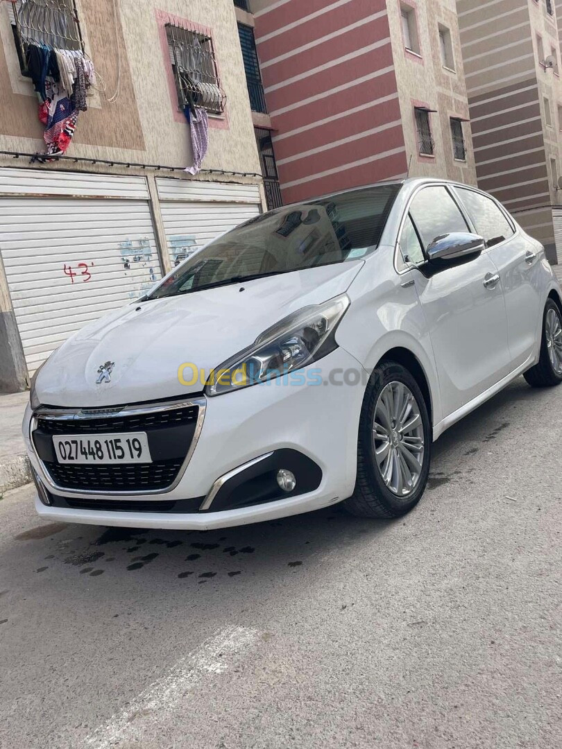 Peugeot 208 2015 208