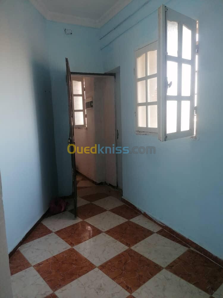 Location Appartement F2 Oran Hassi bounif