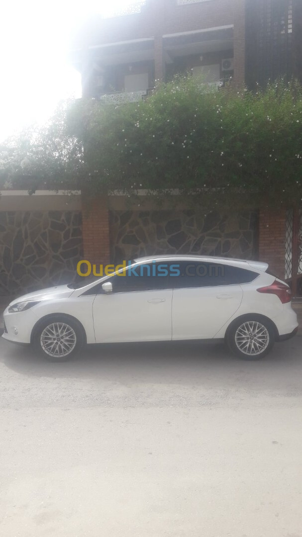 Ford Focus 4 portes 2014 