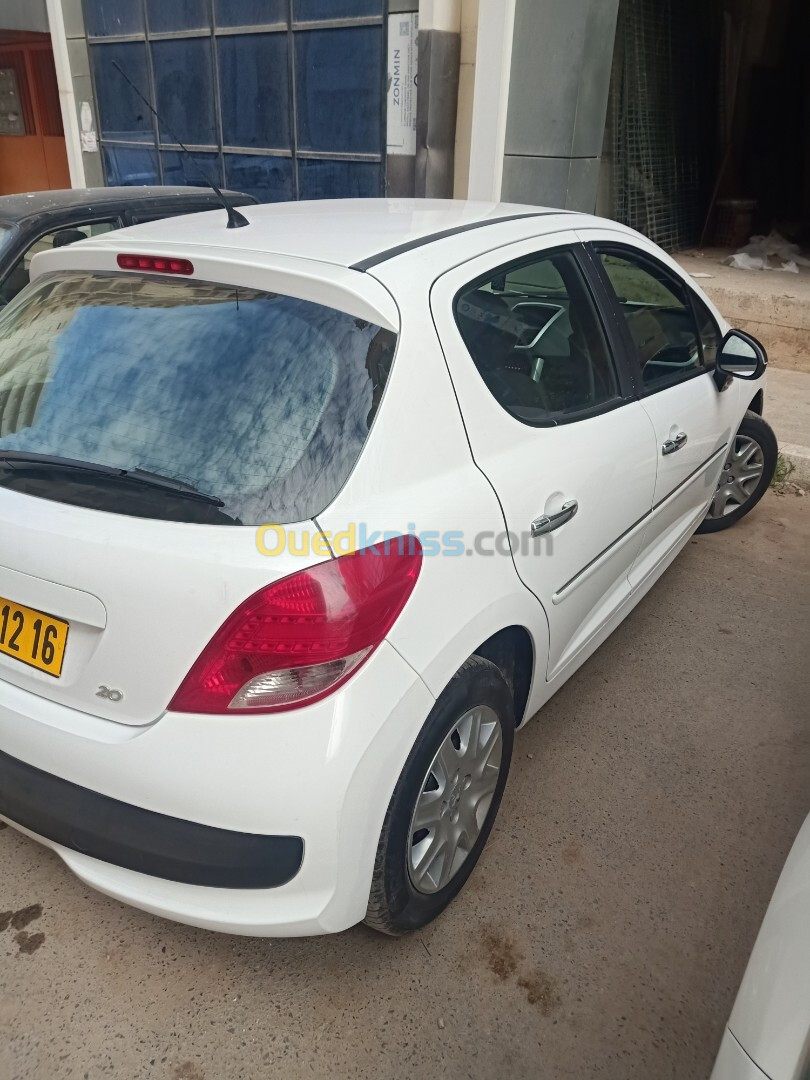 Peugeot 207 2012 207