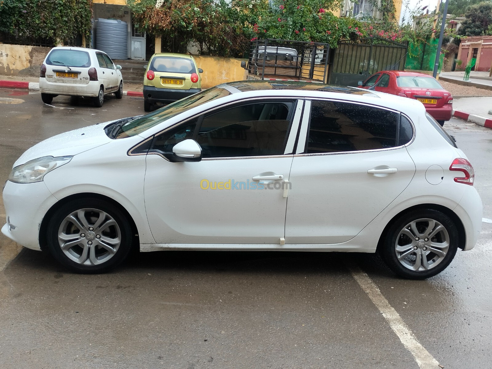 Peugeot 208 2015 Allure