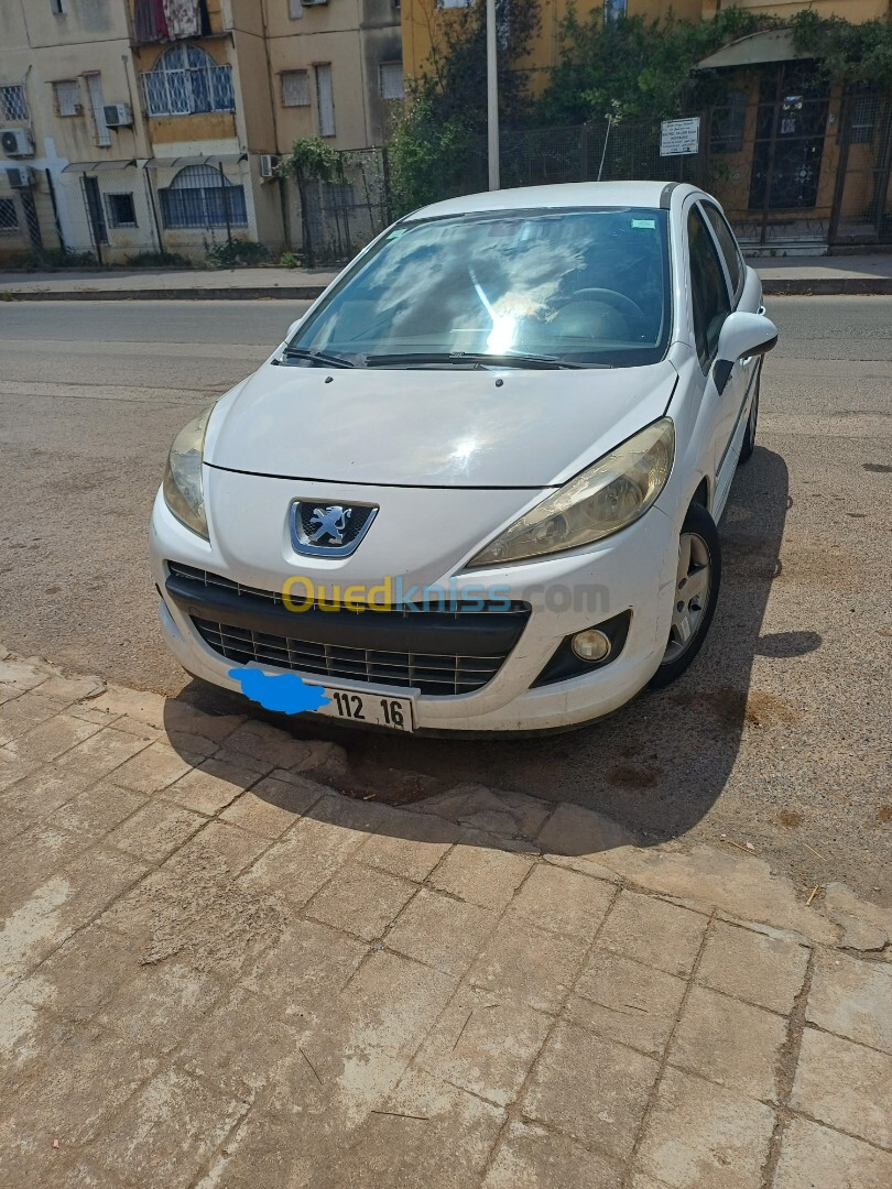 Peugeot 207 2012 