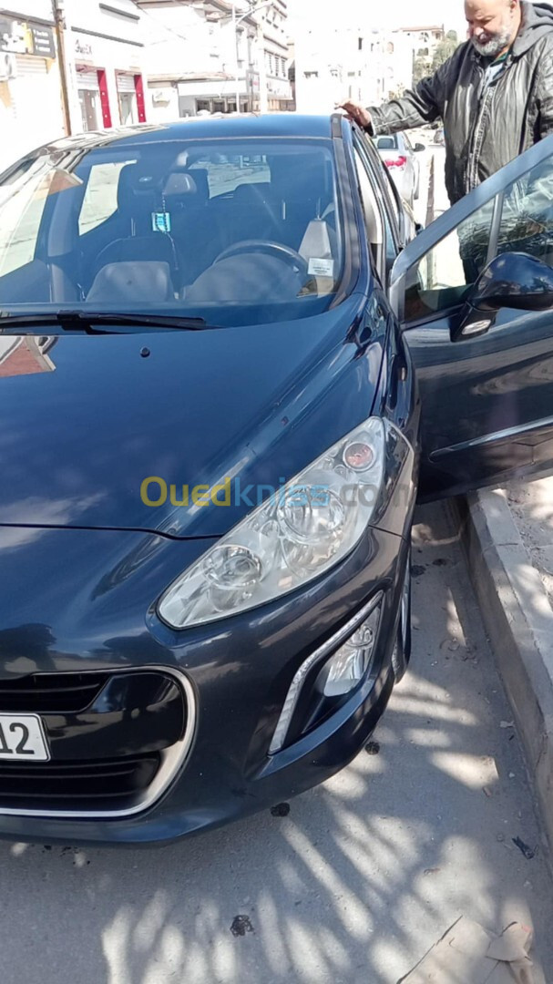 Peugeot 308 2011 308