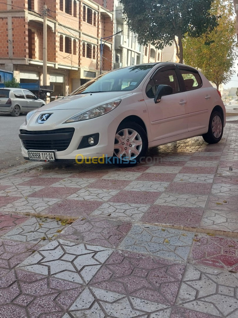 Peugeot 207 2012 