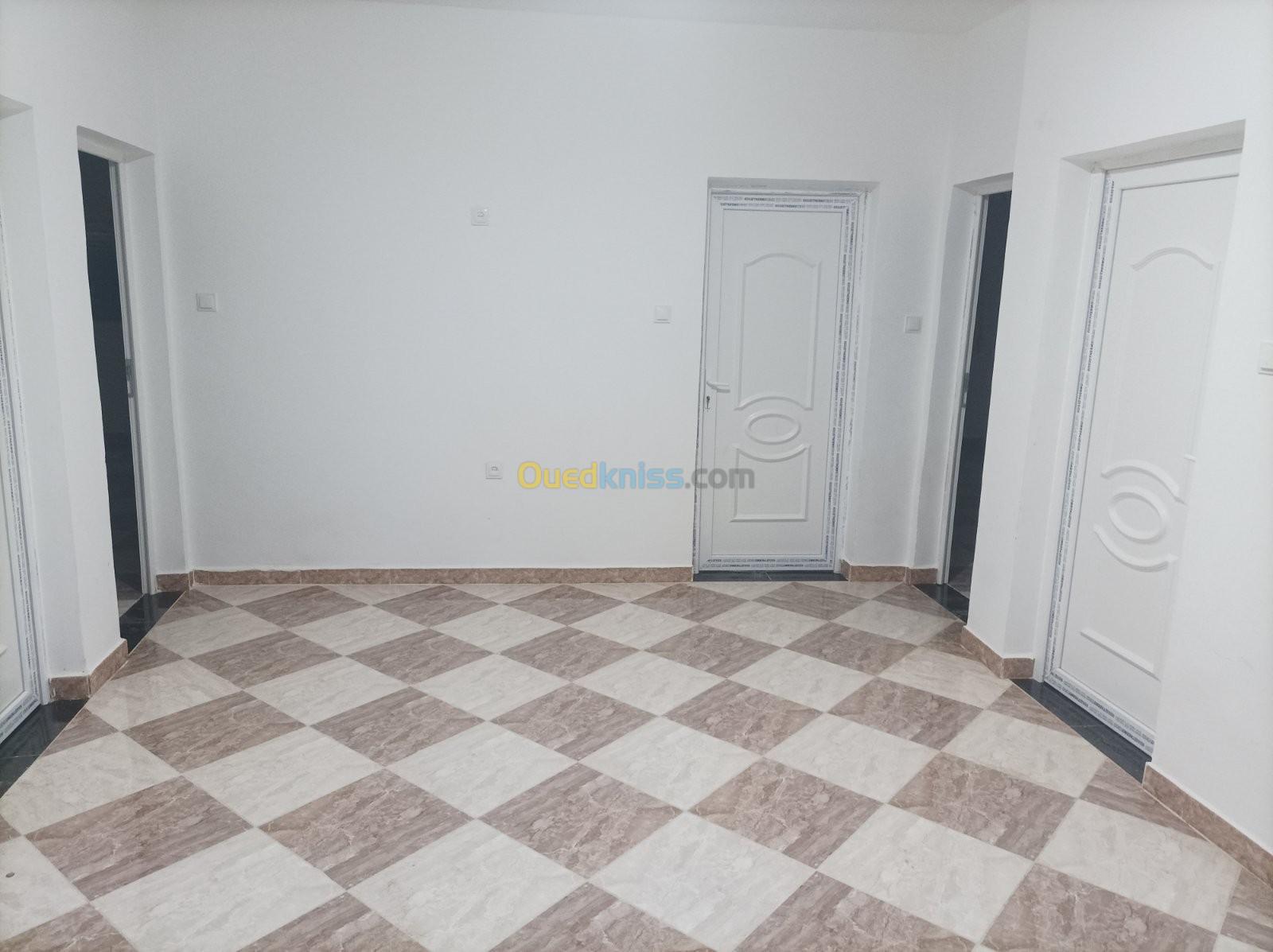 Location Appartement F4 Chlef Chlef