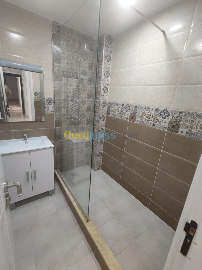 Vente Appartement F3 Mostaganem Mezghrane