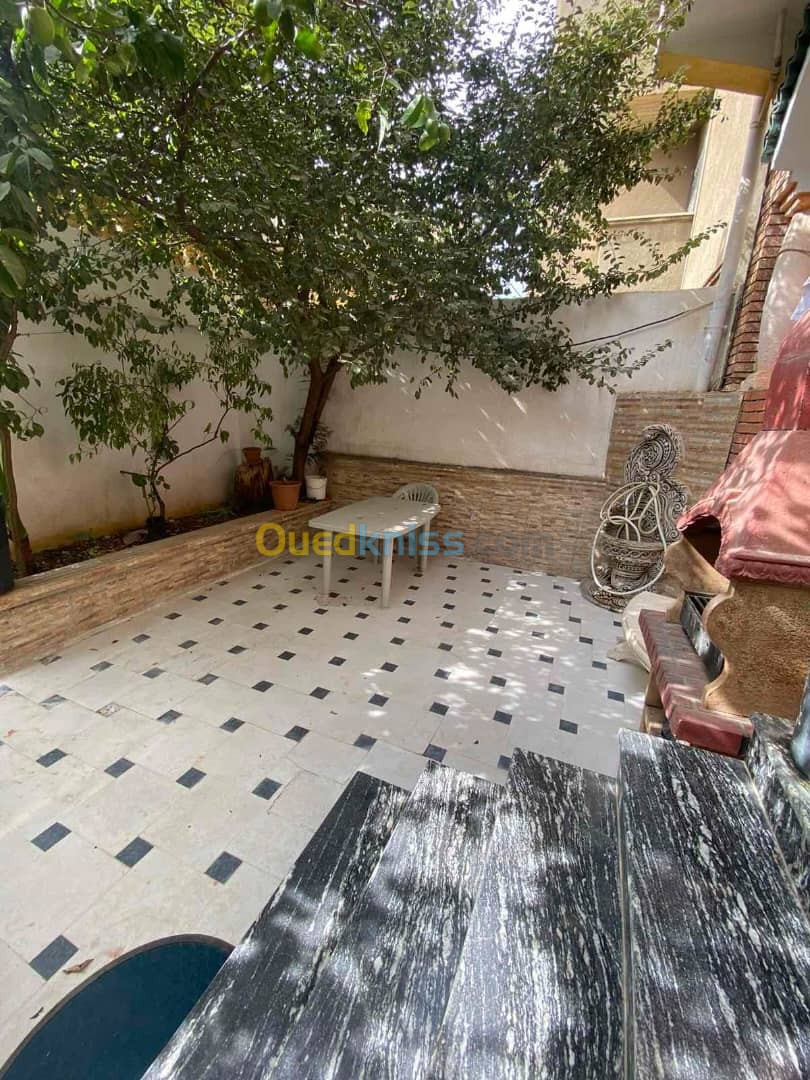 Location vacances Niveau De Villa F4 Alger El achour