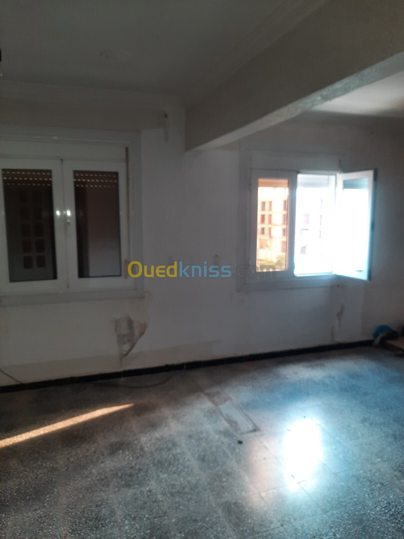 Location Appartement F4 Blida Ouled yaich