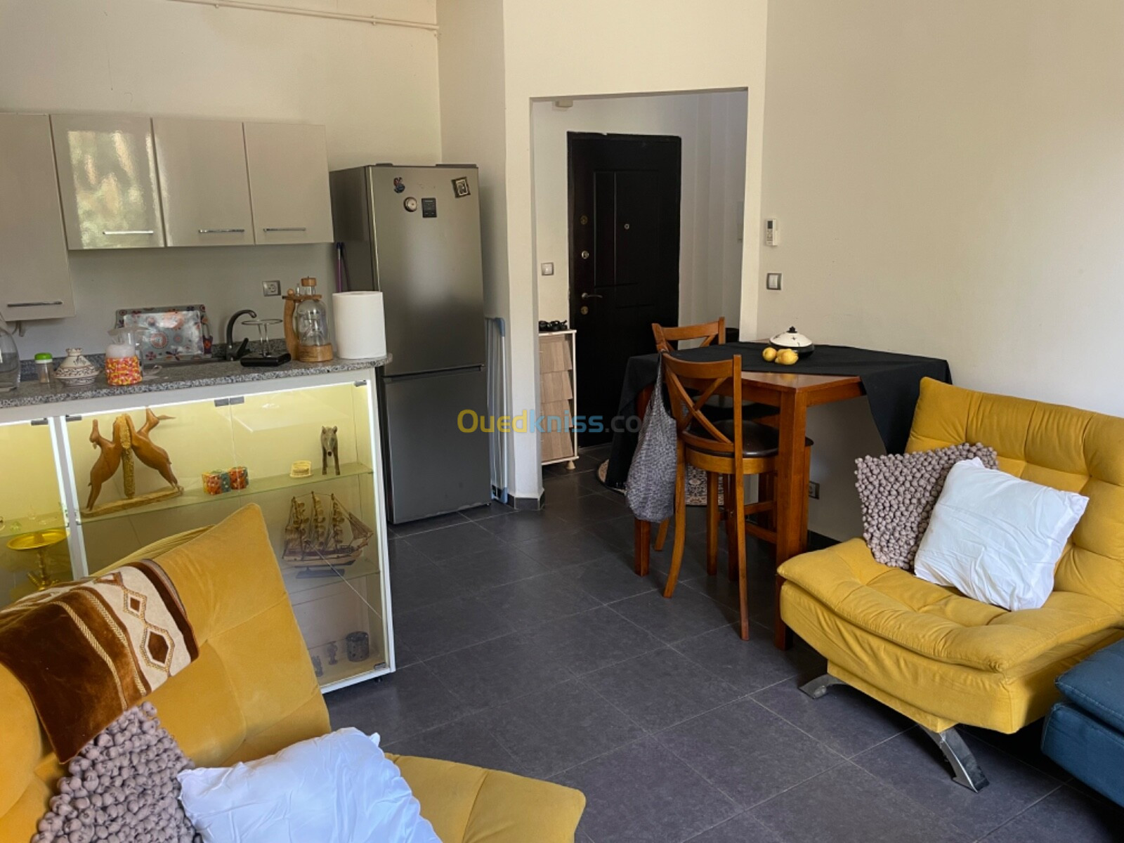 Location Appartement F2 Alger Ain benian