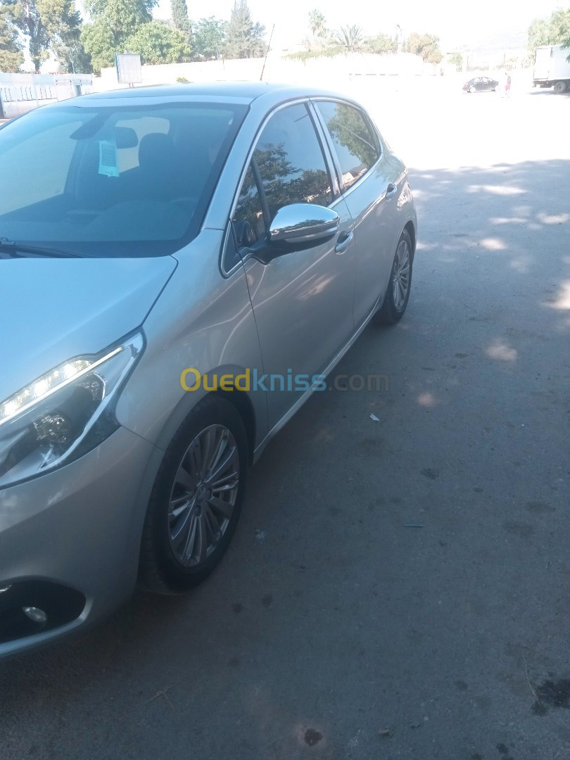 Peugeot 208 2018 208