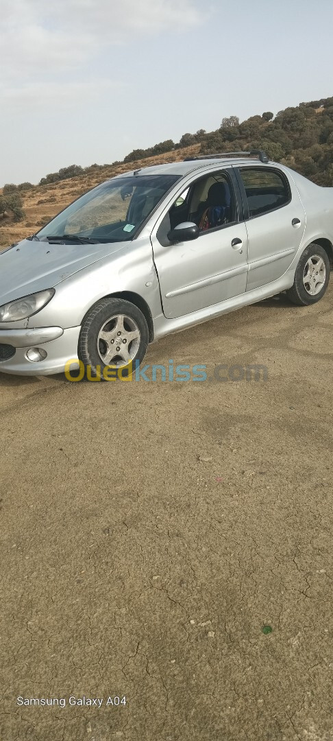 Peugeot 206 Sedan 2010 206+ sedan