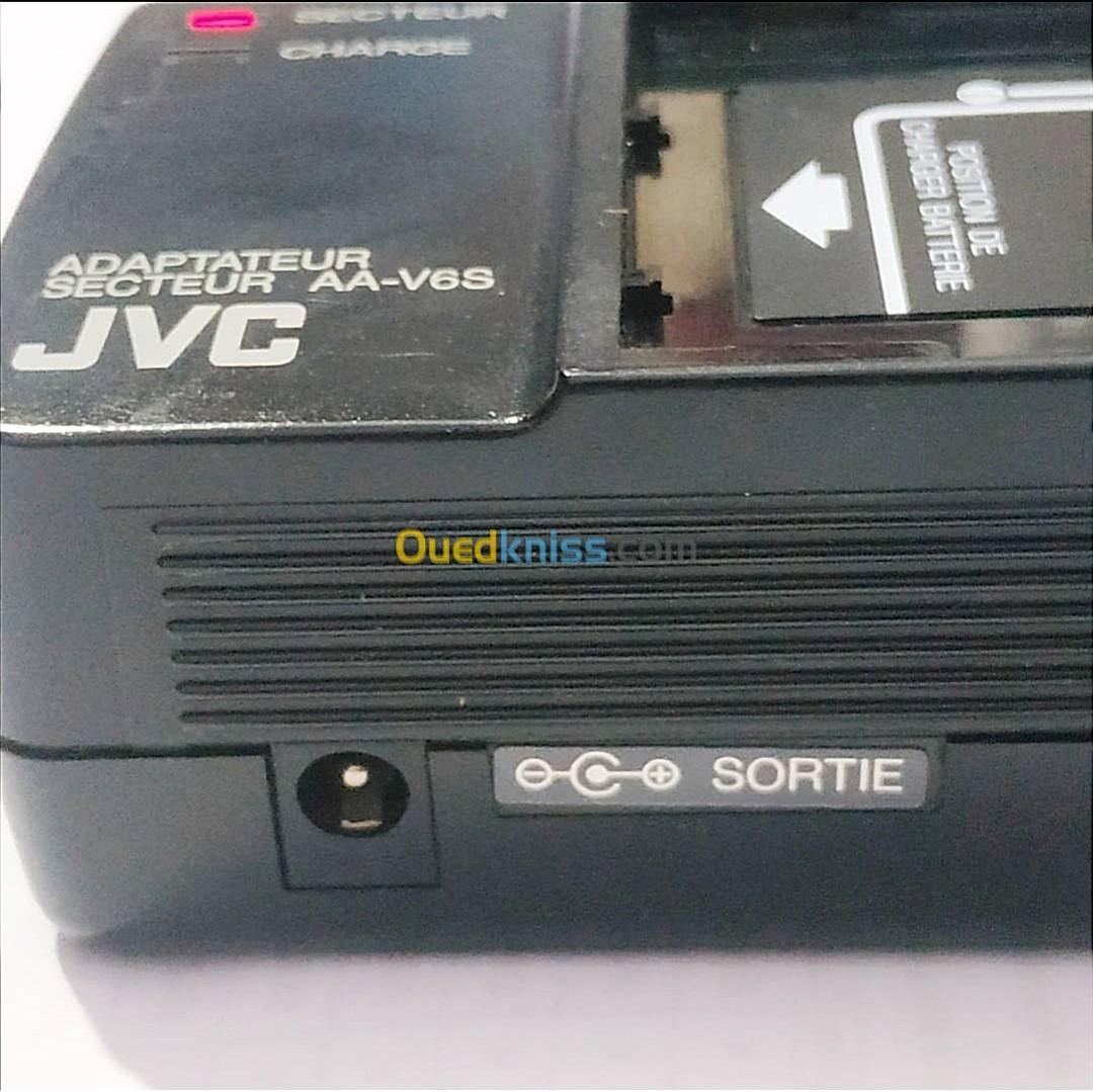 Chargeur Batterie 9.6V - JVC AA-V6S