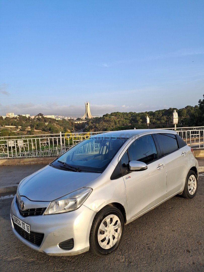 Toyota Yaris 2012 Touch