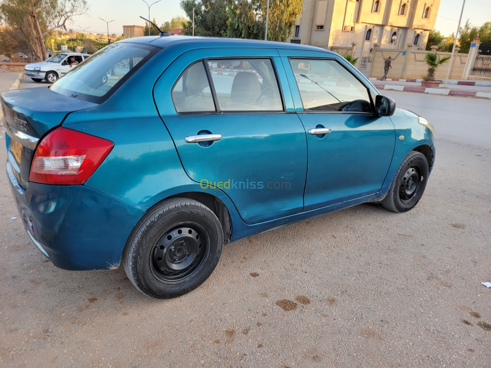 Suzuki Swift 2013 Dzire