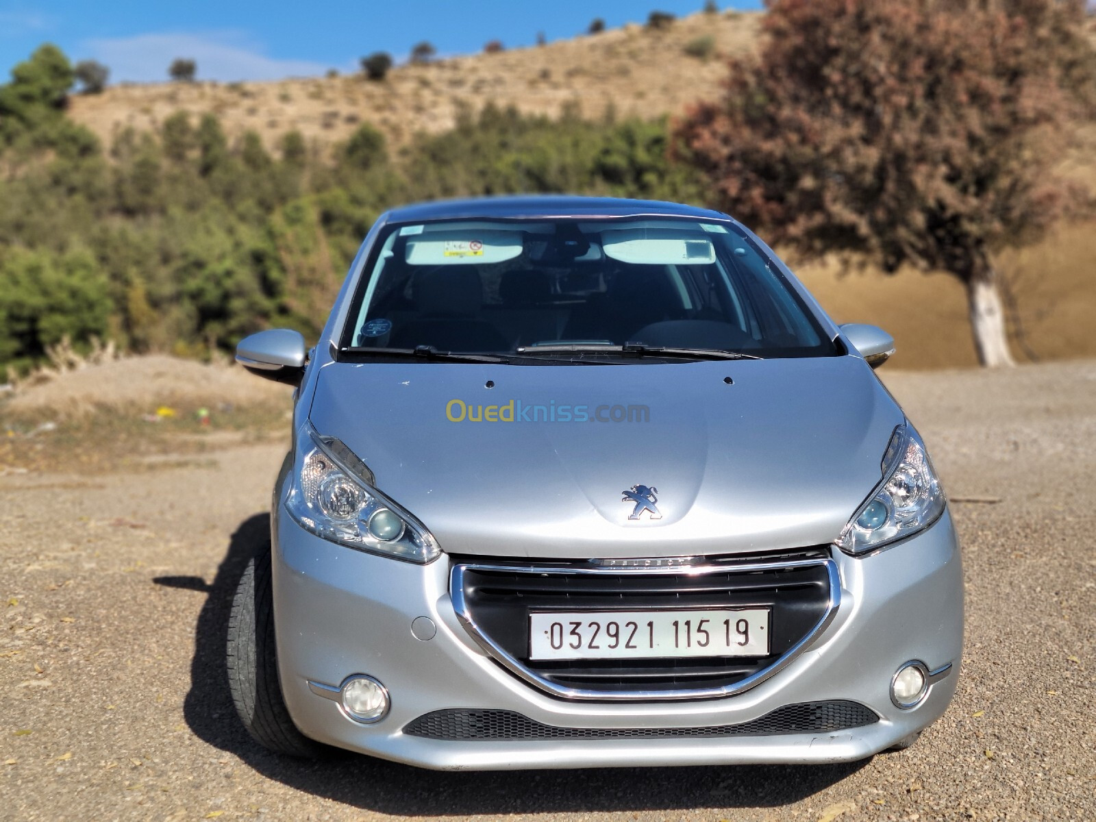 Peugeot 208 2015 Allure