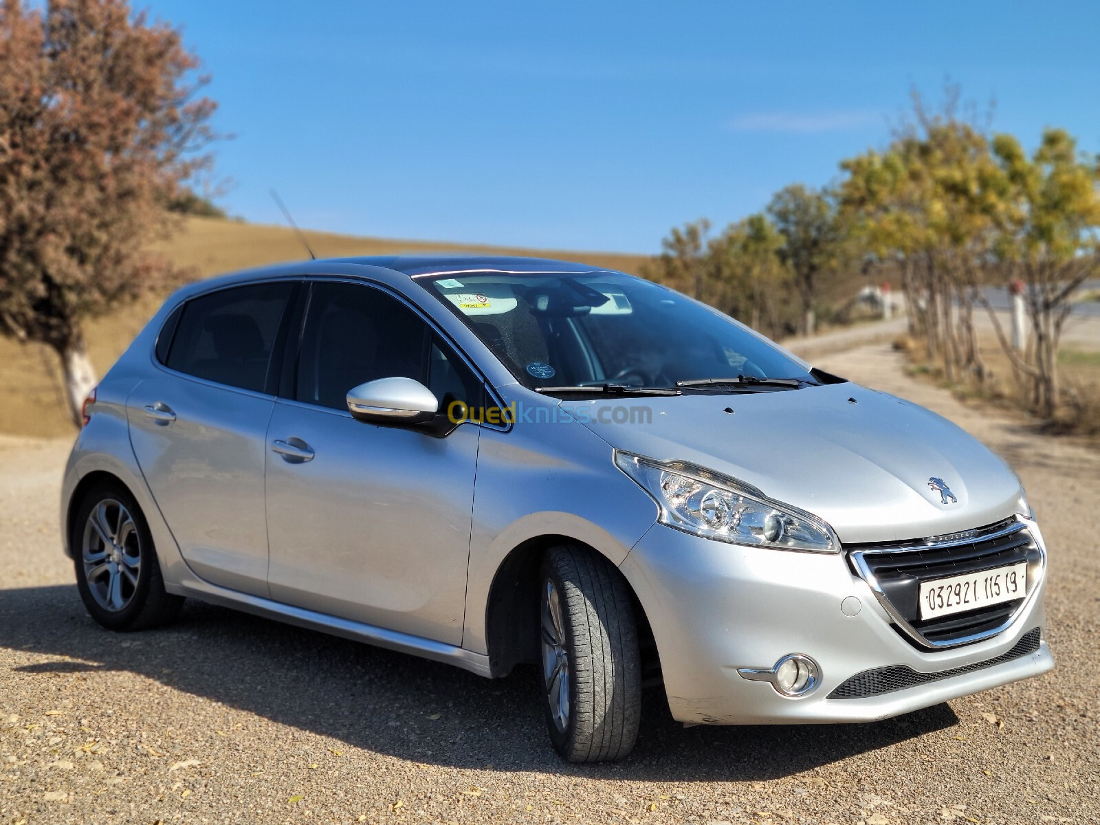 Peugeot 208 2015 Allure